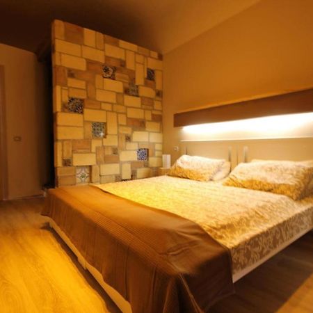 Zyz Holiday Home ปาแลร์โม ภายนอก รูปภาพ