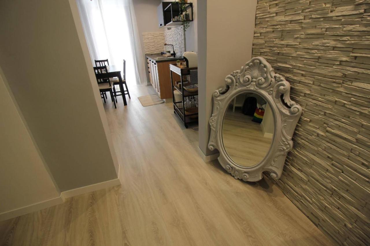 Zyz Holiday Home ปาแลร์โม ภายนอก รูปภาพ