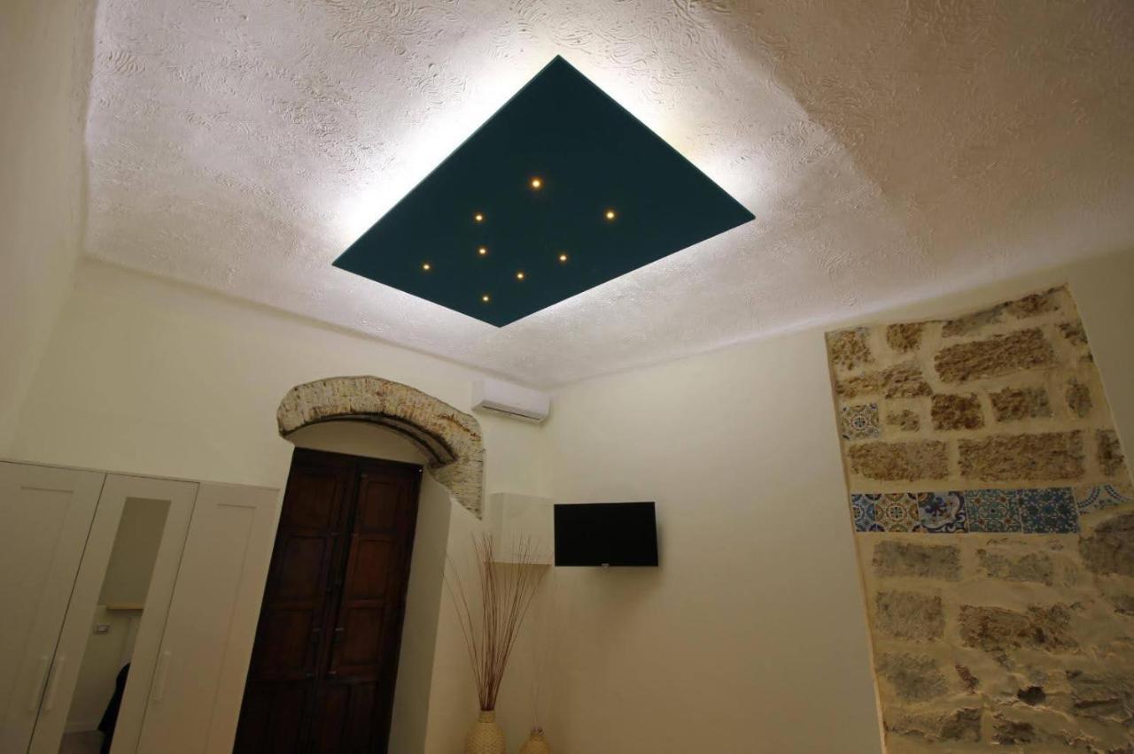 Zyz Holiday Home ปาแลร์โม ภายนอก รูปภาพ